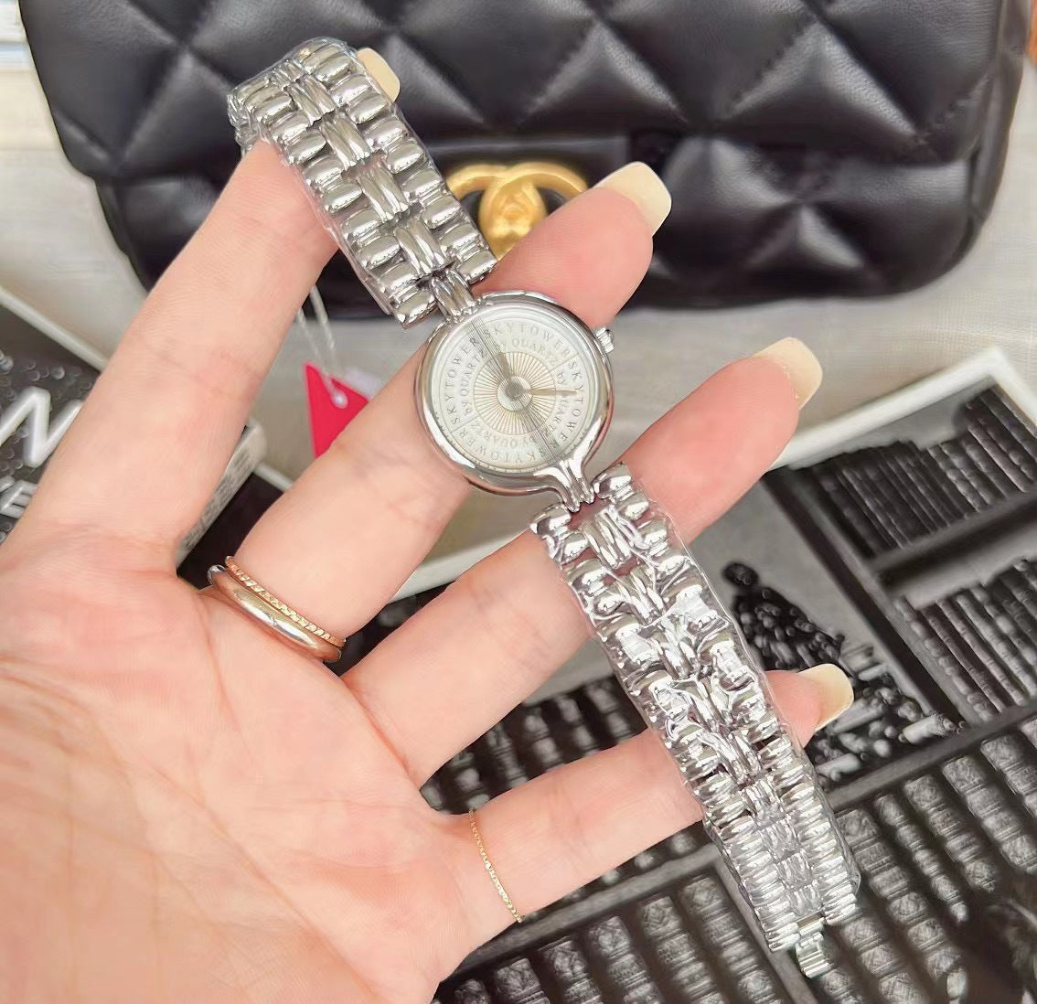 Women's Cold Style Hollow Bracelet Watch