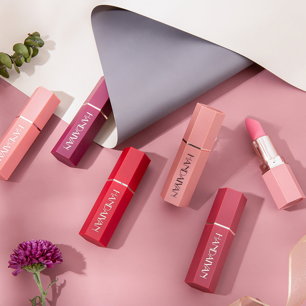 HANDAIYAN Matte Long Lasting Lipstick Lipstick Long Lasting Makeup Multi Color Lipsticks Look Good And Show Temperament