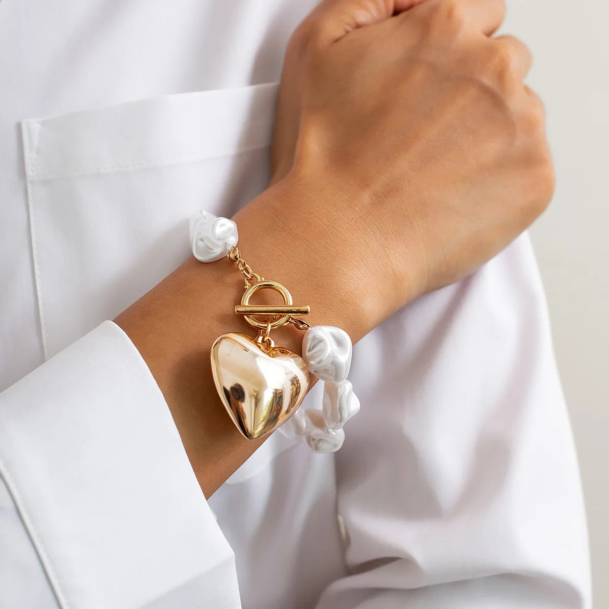 2025 “Heartwired” Boho Luxe Pearl-Layered Pendant – Mood-Ready Romantic Gold Necklace for Girls, Goddesses & Grown Crushes - THOOBO!