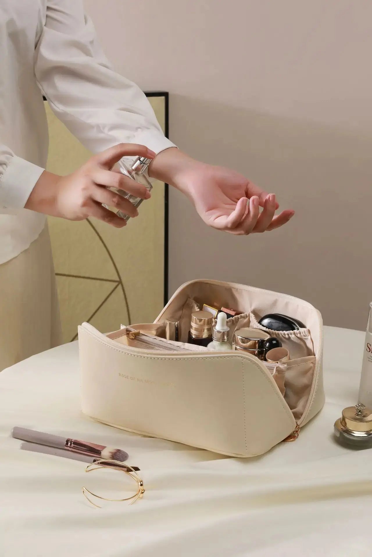 1/2Pcs Cosmetics Storage Kit Large Capacity Travel Toiletry Bag Makeup Bag Ins Advanced Sense Portable Cosmetic Storage Bag - THOOBO!