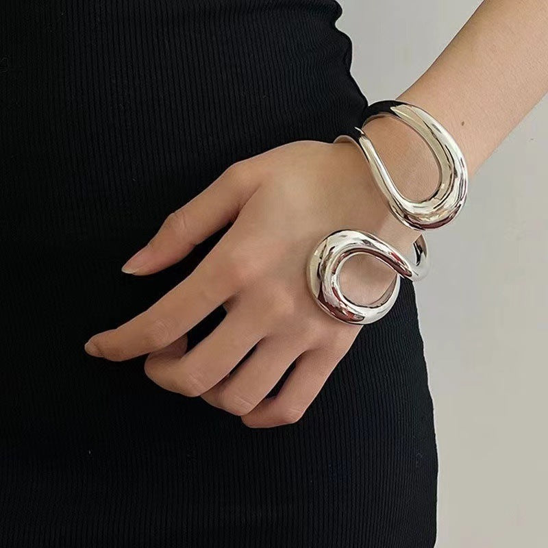 Streamlined Geometry Metal Bracelet for Women