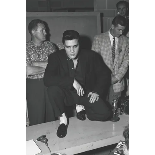 Elvis Presley: "All Shook Up" in Canada
