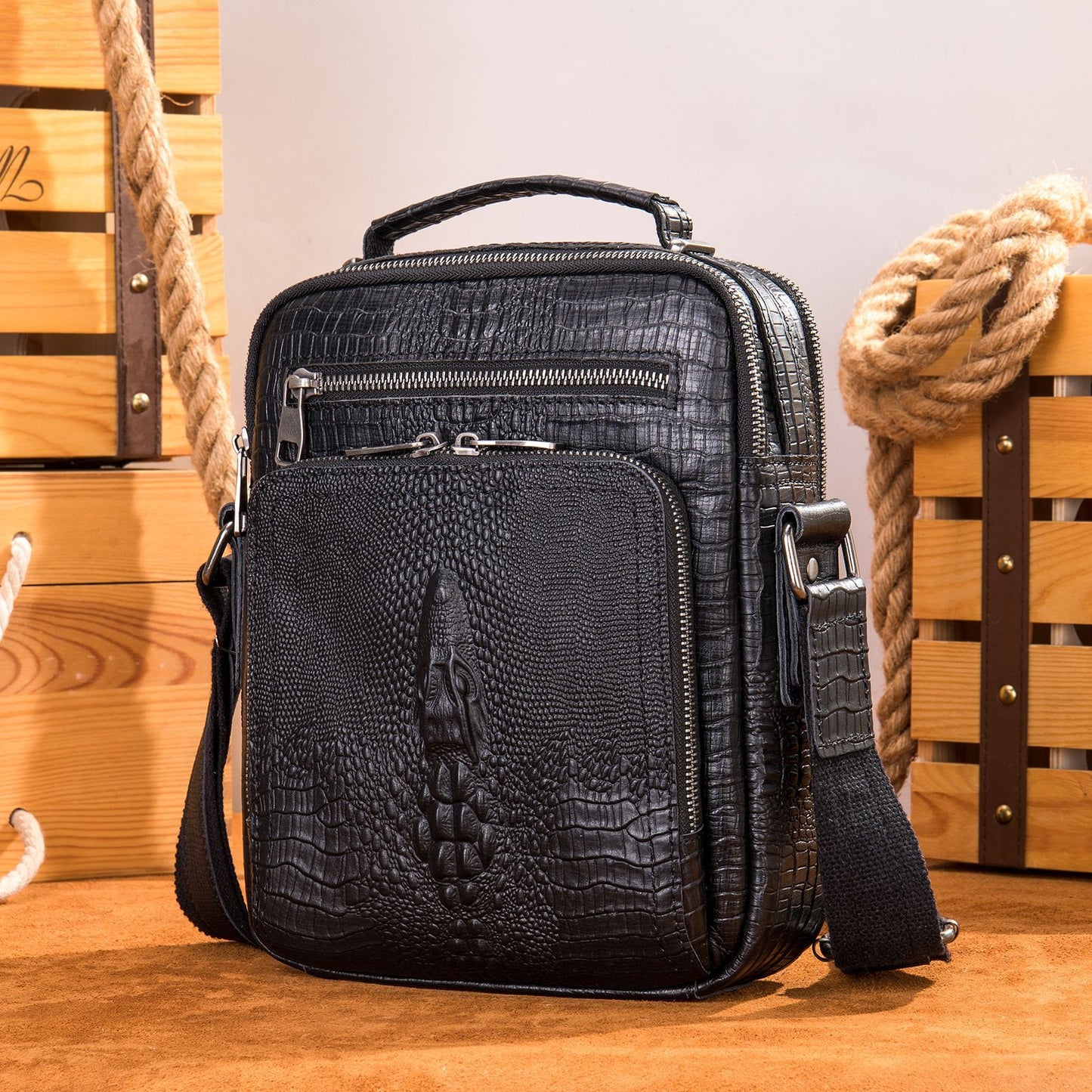 Large-capacity Leather Retro Messenger Bag