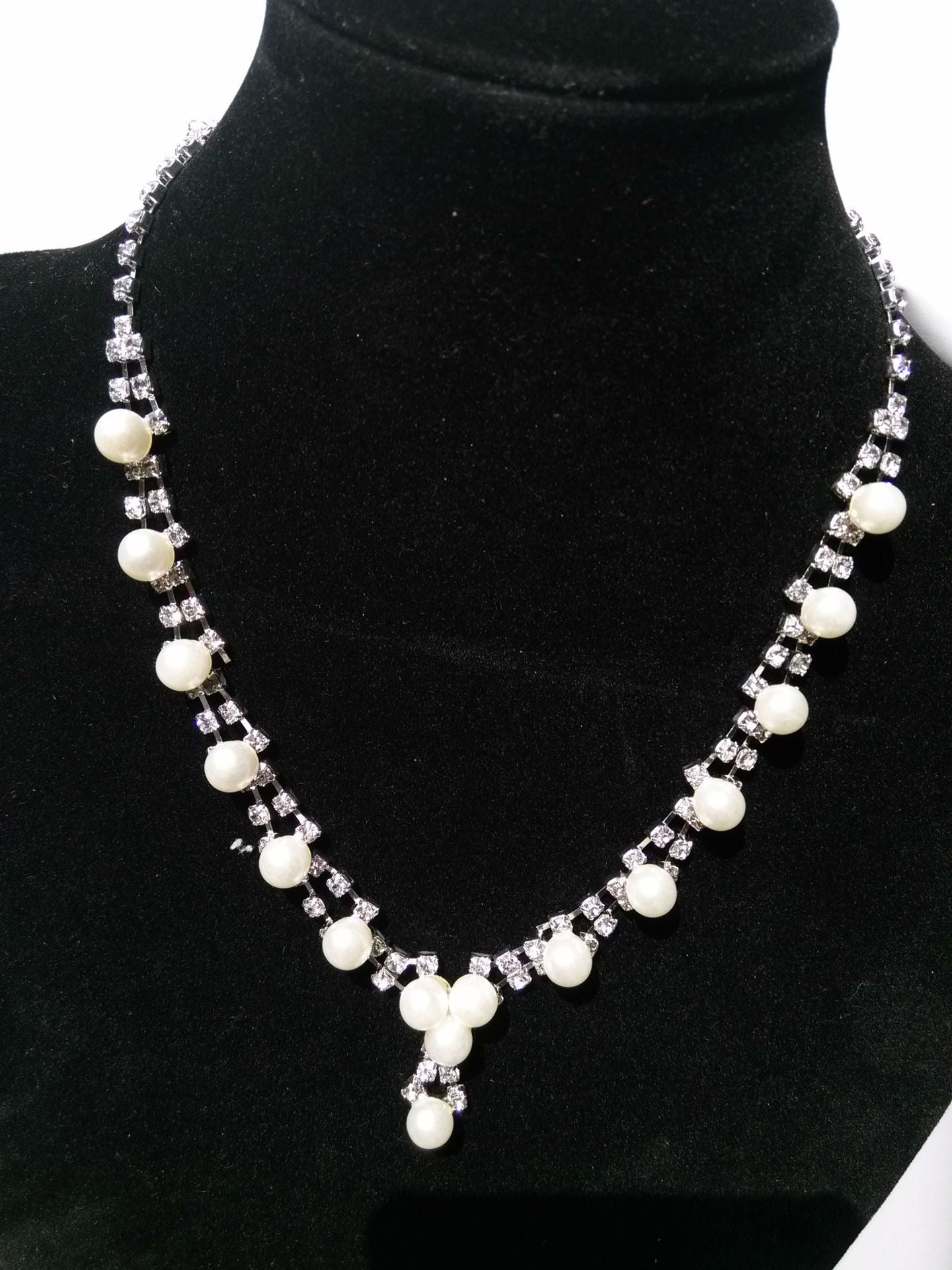 Pearl and Rhinestone Bridal Jewelry Set