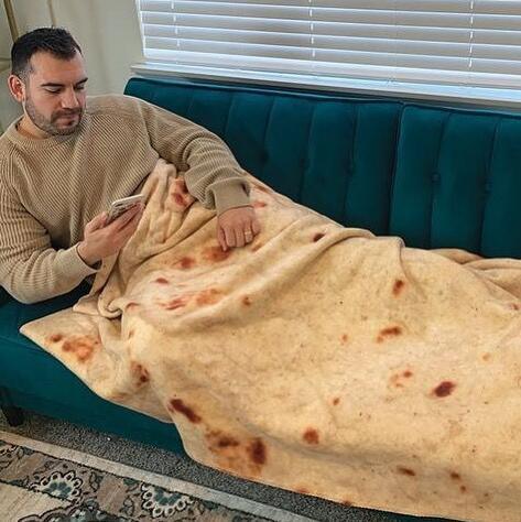 Flannel Burrito Blanket 280GSM Round Travel Throw