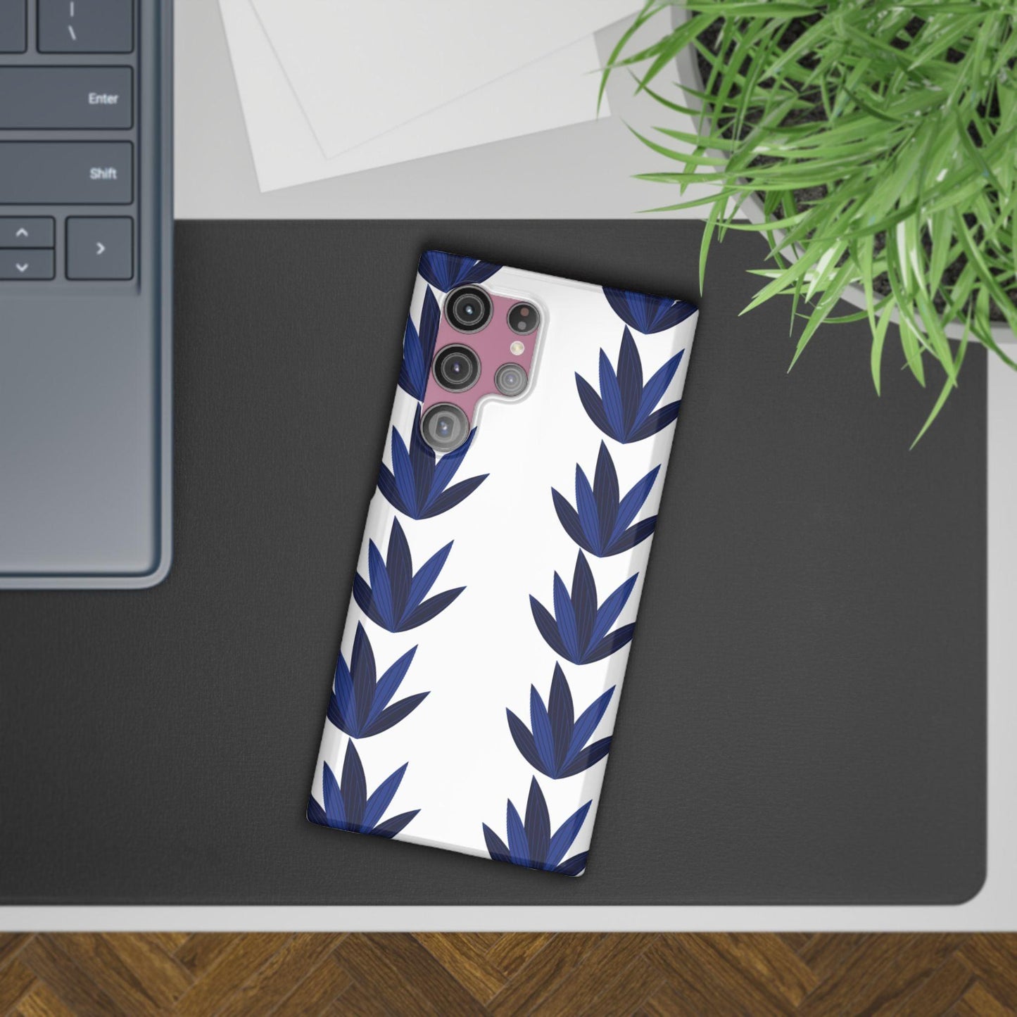 Leafy Serenity Phone Case – Embrace Nature’s Calm
