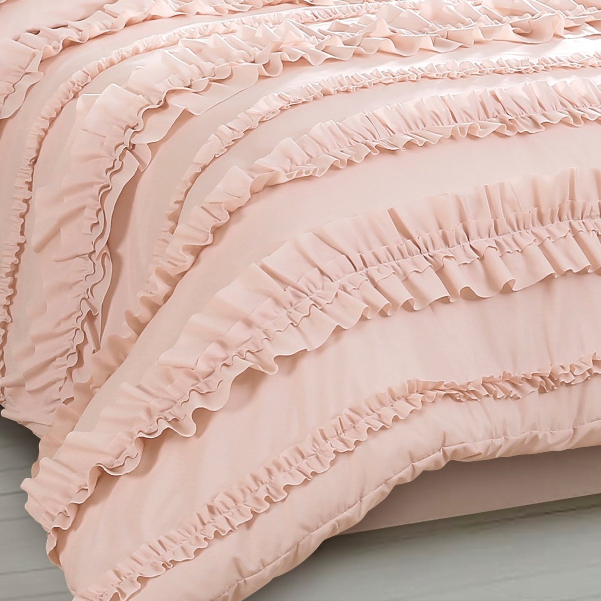 Belle Comforter Set
