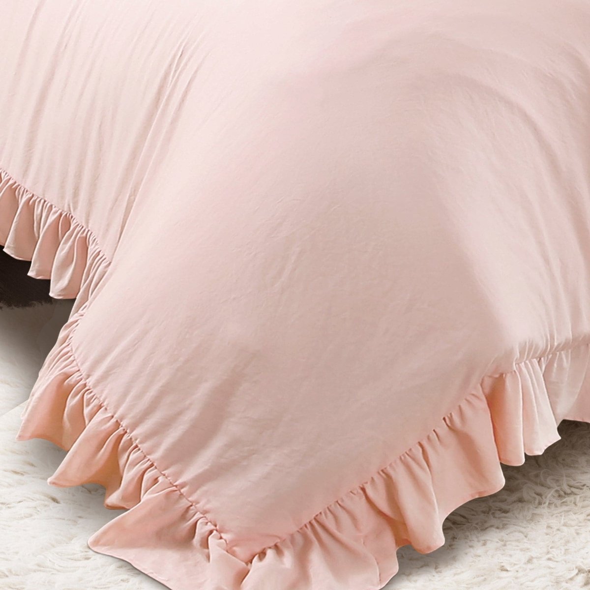 Reyna Comforter Set