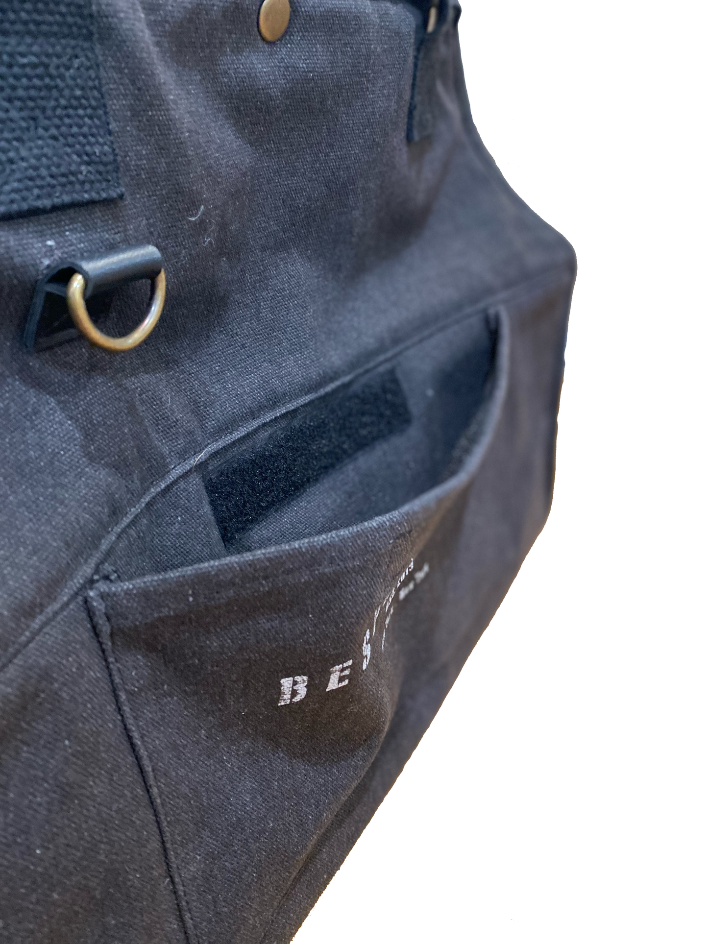 'The Daily' Packable Pet Carrier-M-Black