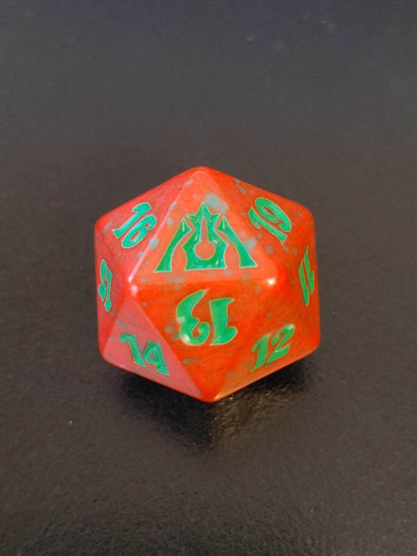Dragon's Maze Spindown Die / Dice Magic the Gathering / MTG D20