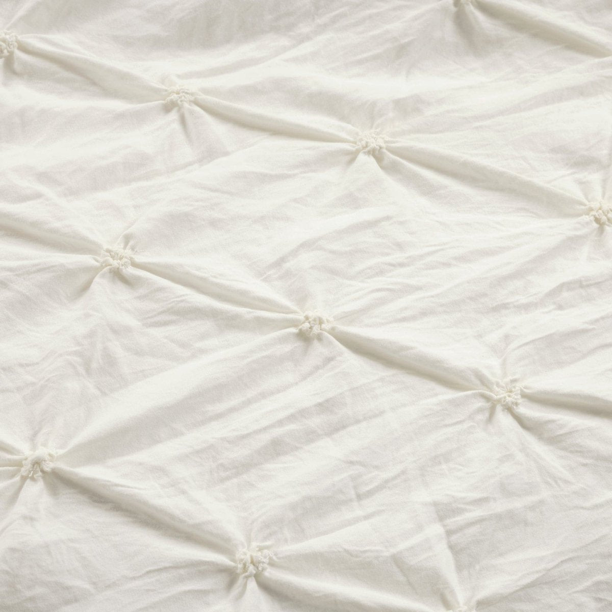 Ravello Pintuck 3 Piece Duvet Cover Set