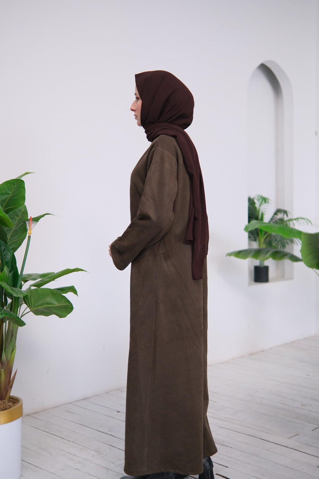 Milena Luxe Suede Abaya