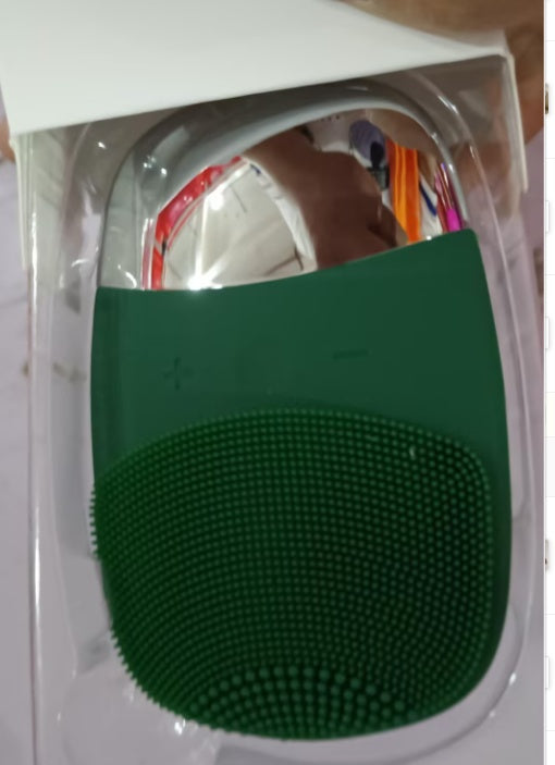 Mini Electric Silicone Facial Cleansing Brush