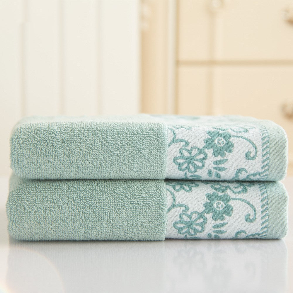Wisteria Flower 32-Ply Jacquard Cotton Towel