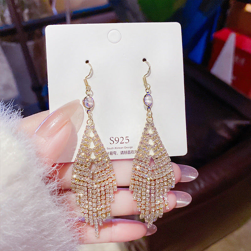 Light Luxury Pearl Earrings