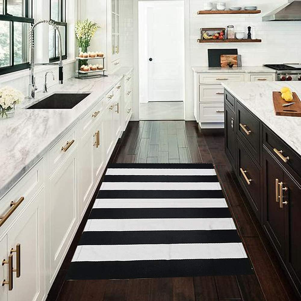 Oversized Black and White Striped Cotton Outdoor Rug – Reversible Farmhouse Porch Mat for Indoor & Outdoor Use, 27.5” x 43”