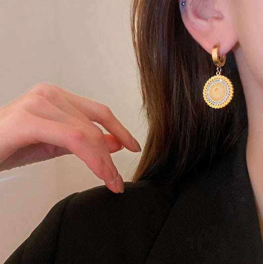 Retro Titanium Steel Diamond Ear Clip Earrings