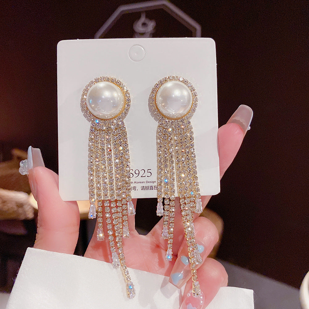 Light Luxury Pearl Earrings