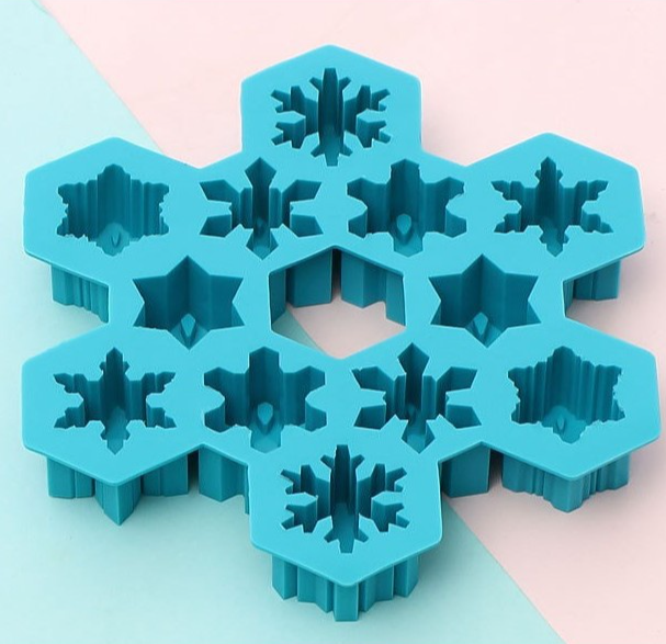 1 PCS Christmas Ice Molds Chocolate Snowflake Cookie Gummies Gummy Silicone Soap Biscuit