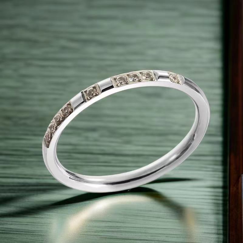 Women's Fashion Casual Titanium Steel No Fading Ring