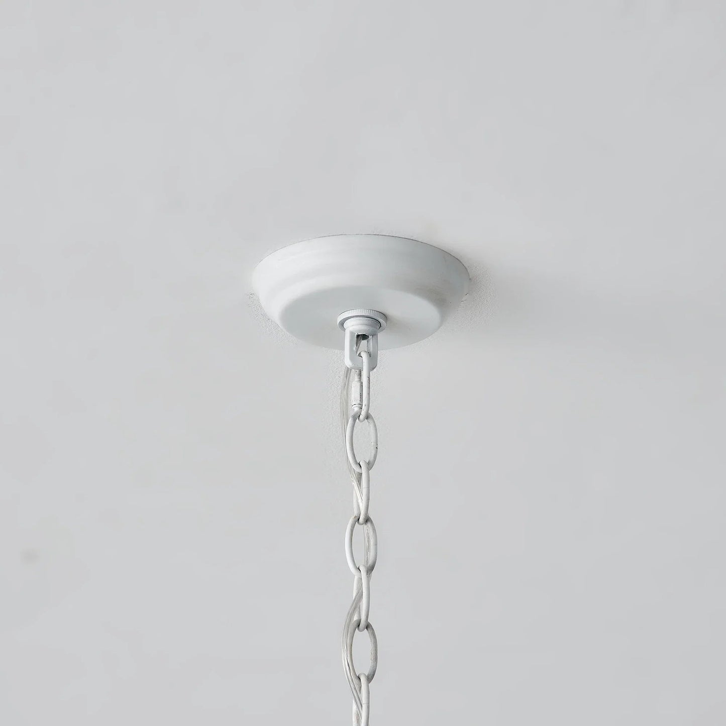 20 Inch Borg 5-Light White Wooden Chandelier