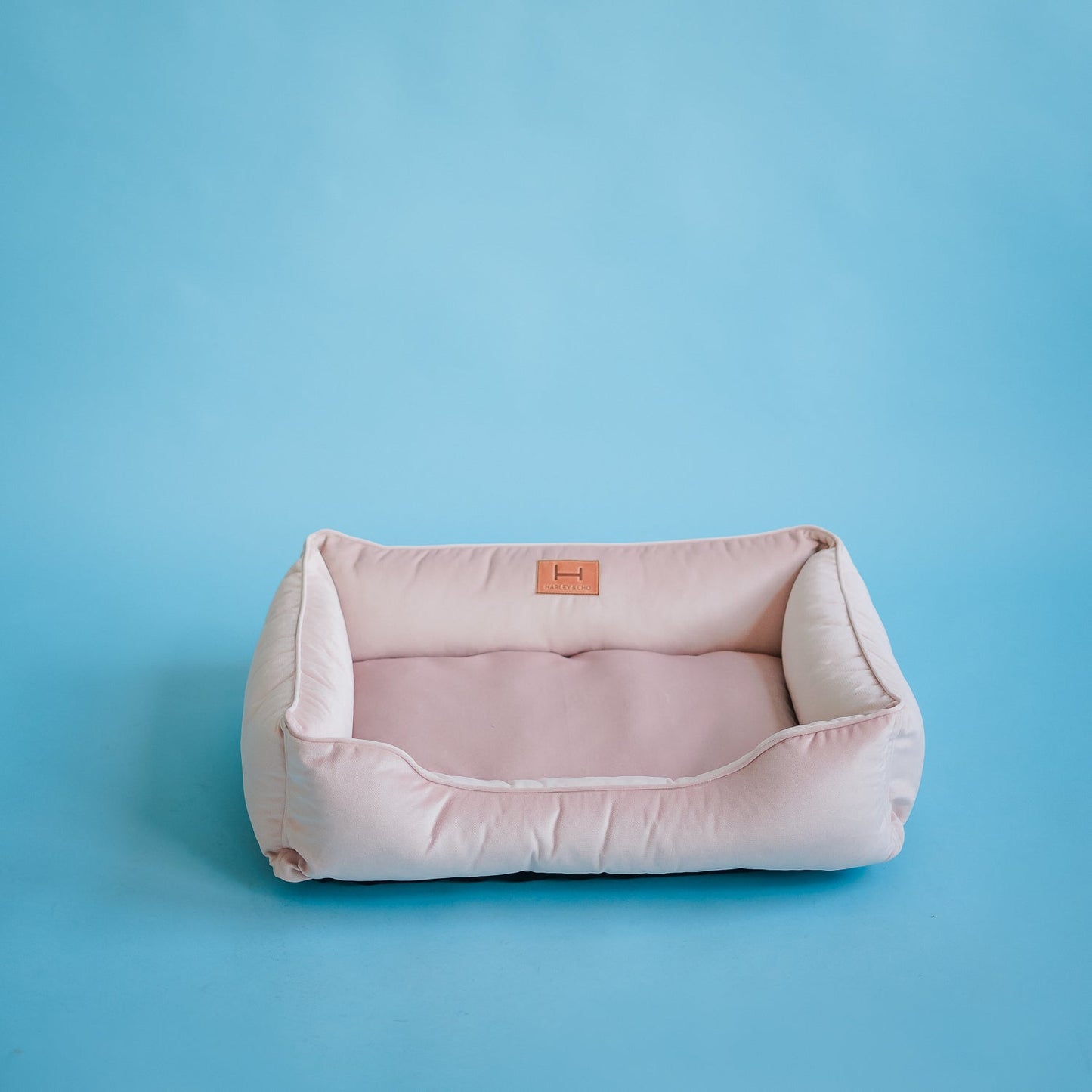 Velvet Cat Bed Dreamer