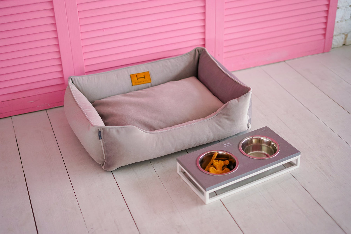 Velvet Cat Bed Dreamer