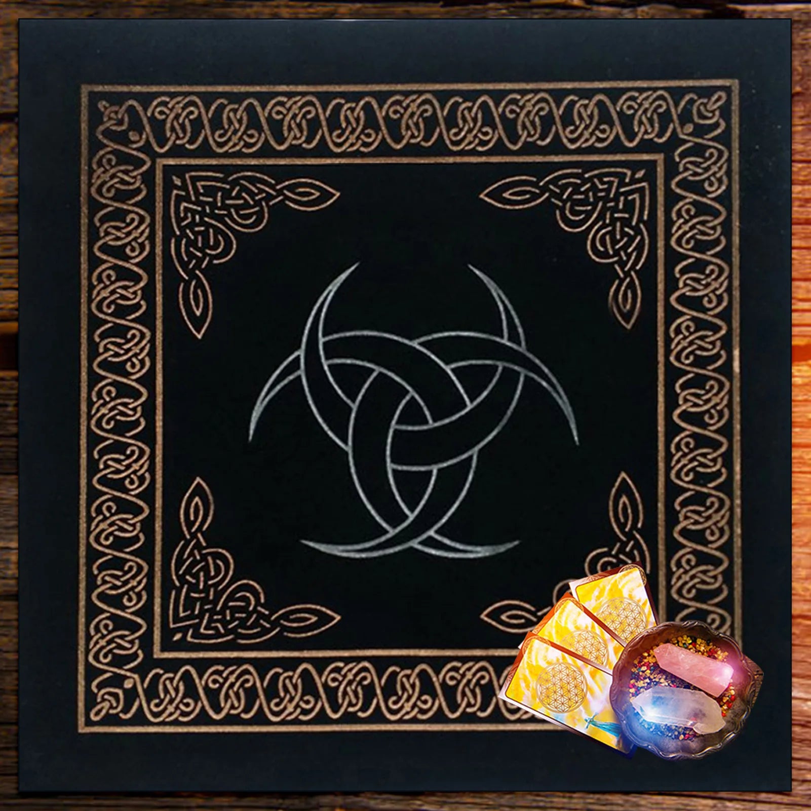 MysticMoon 50x50cm Triple Moon Tarot Cloth – Velvet Witchcraft Altar Pad for Cards, Runes & Rituals - THOOBO!