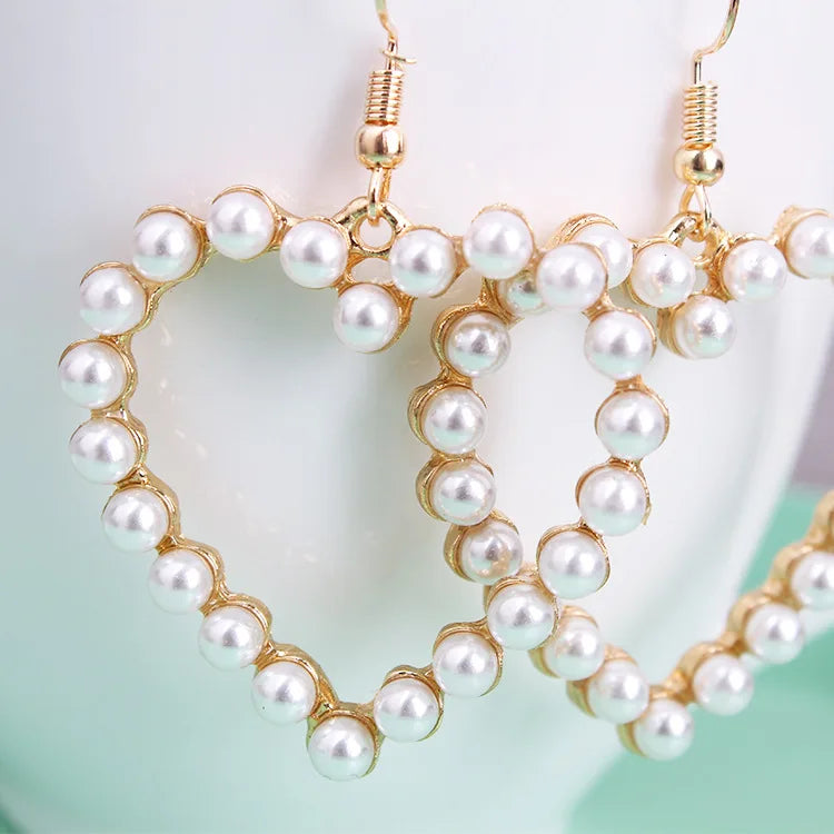 HeartBeam Kiss Dangle — Golden Love Earrings for Every Outfit, Every Season