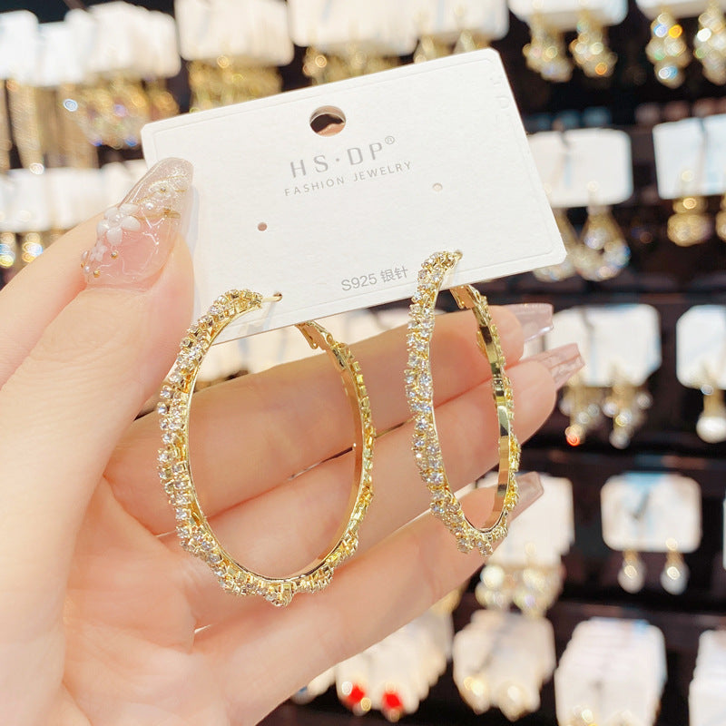 Exaggerated Rhinestone Ear Ring