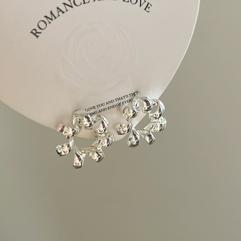 Twist Flower Hollow Stars Stud Earrings