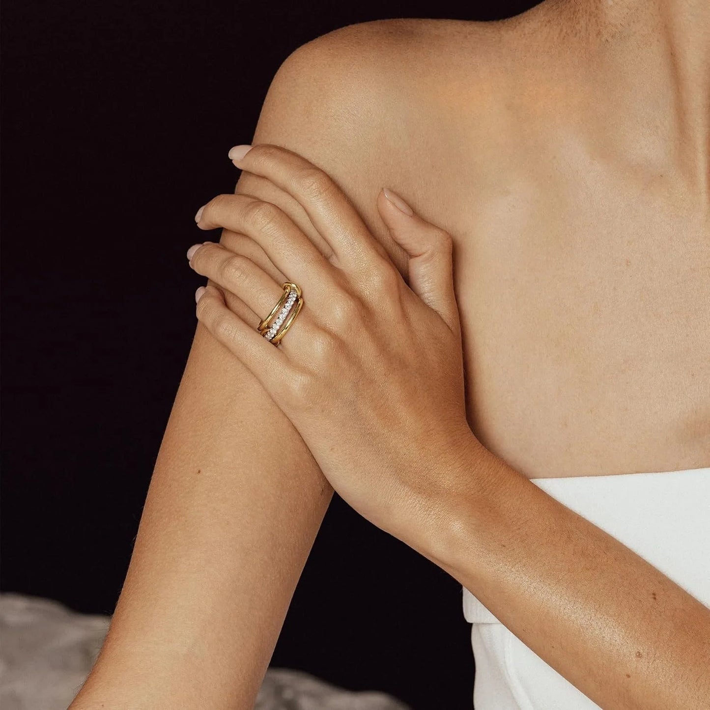 DualTone Trinity Ring — 3-Band Two-Color Copper Stack, 18K Glow, Hypo-Friendly Neo-Gothic Chic