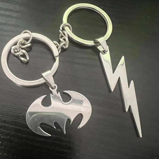 THOOBO! BatFlash Stainless Steel Pendant Necklace — Twisted Chain, Trendy Anime-Inspired Jewelry for Men & Boys ⚡🔥