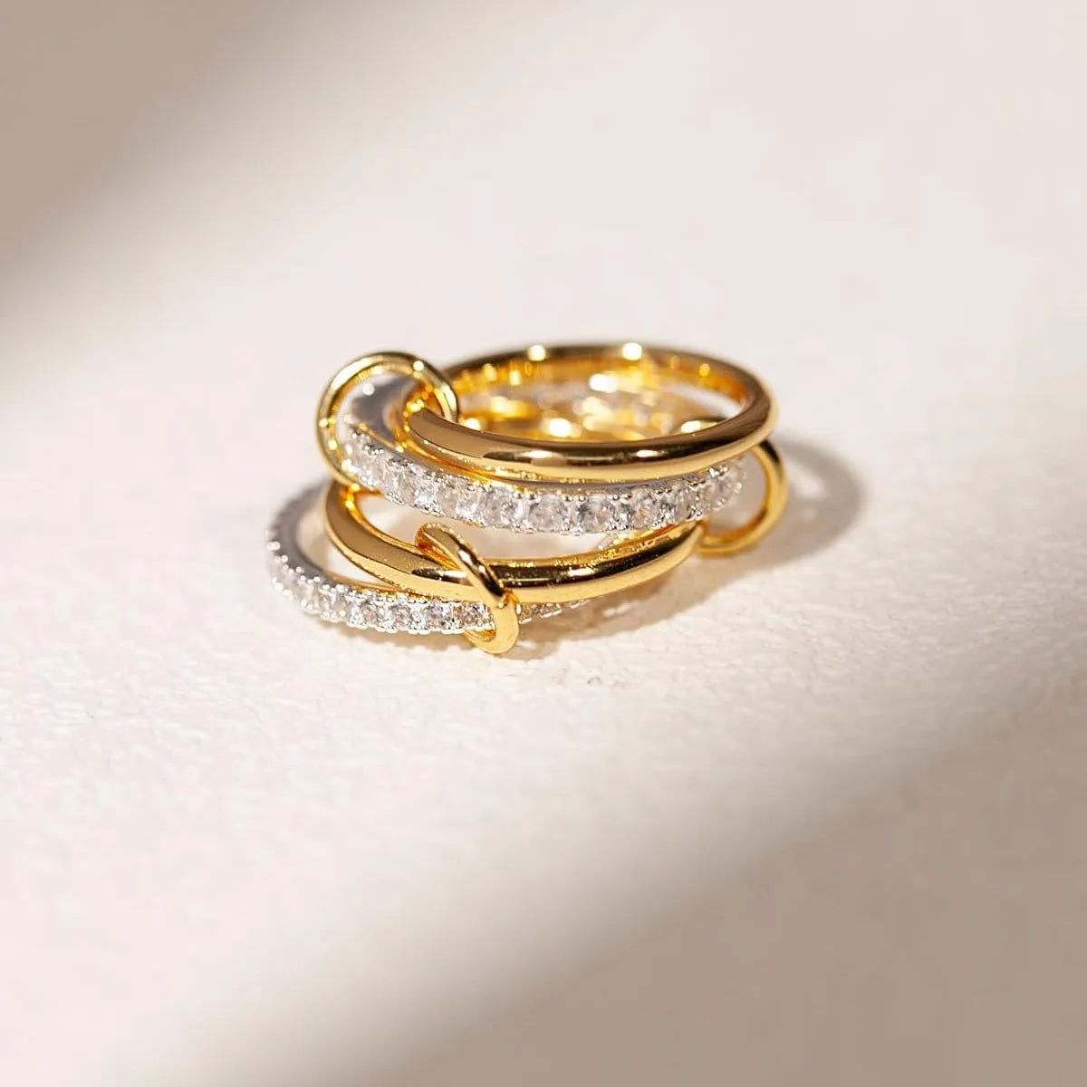 THOOBO! QuadLink Shine Ring — 4 Interlocking Bands, 18K Glow, Personalized Punk-Poetic Gift