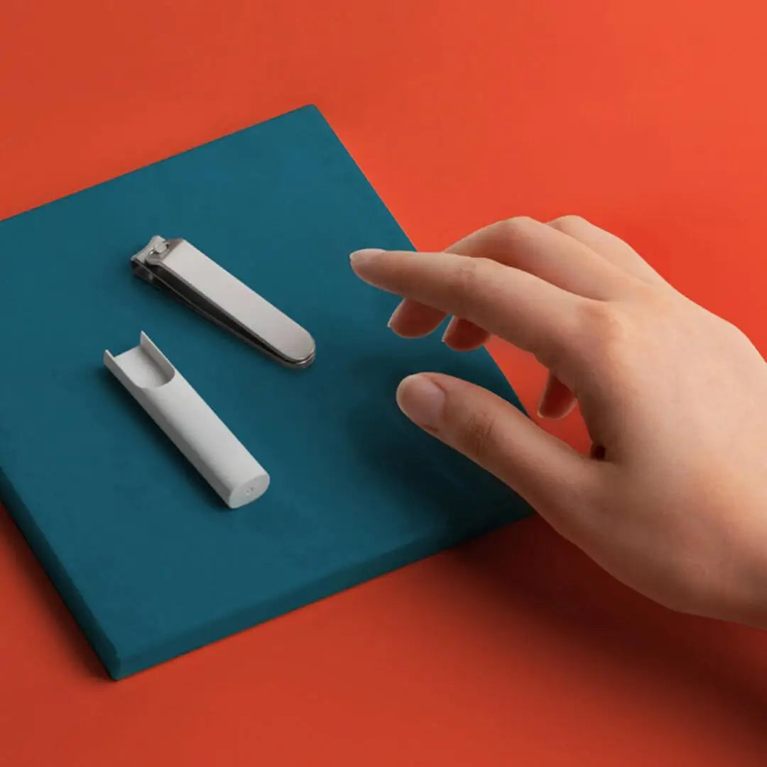Clip & Zip by XIAOMI – Mijia Anti-Splash Nail Clipper with Built-in Storage Shell & Matte Grip