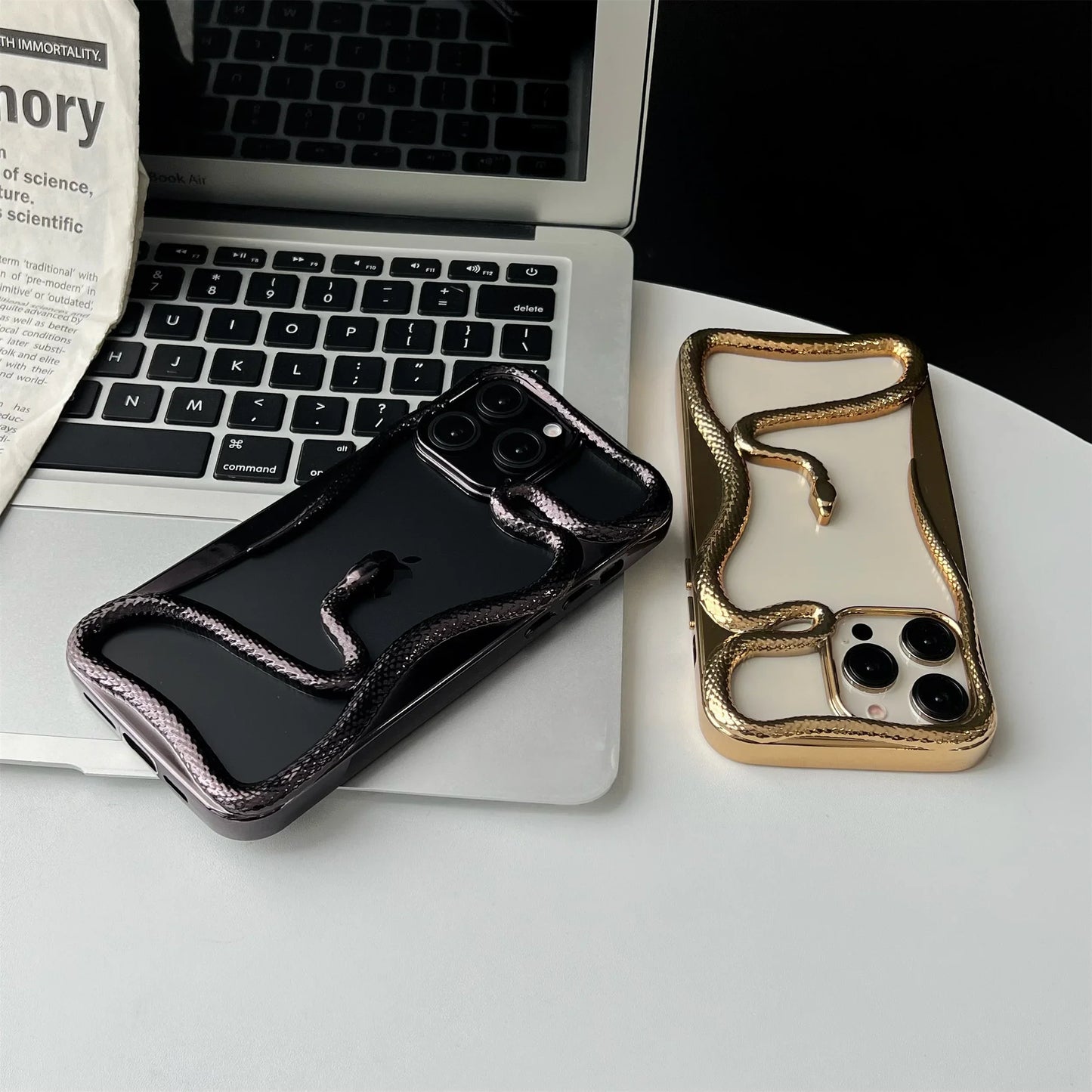 New 3D  Snake Pattern Matte Phone Case for iPhone 15 16 Pro Max 13 12 15 16 Pro 16 Plus Hollow Slim Shockproof Protective Cover