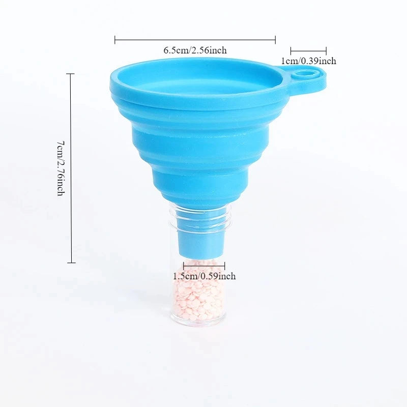 FLOPSTER FUNNEL – Foldable Silicone Oil Filler for Engines, Washer Fluid & More (Universal Car Fit, Heat-Resistant, No-Mess Wizard)