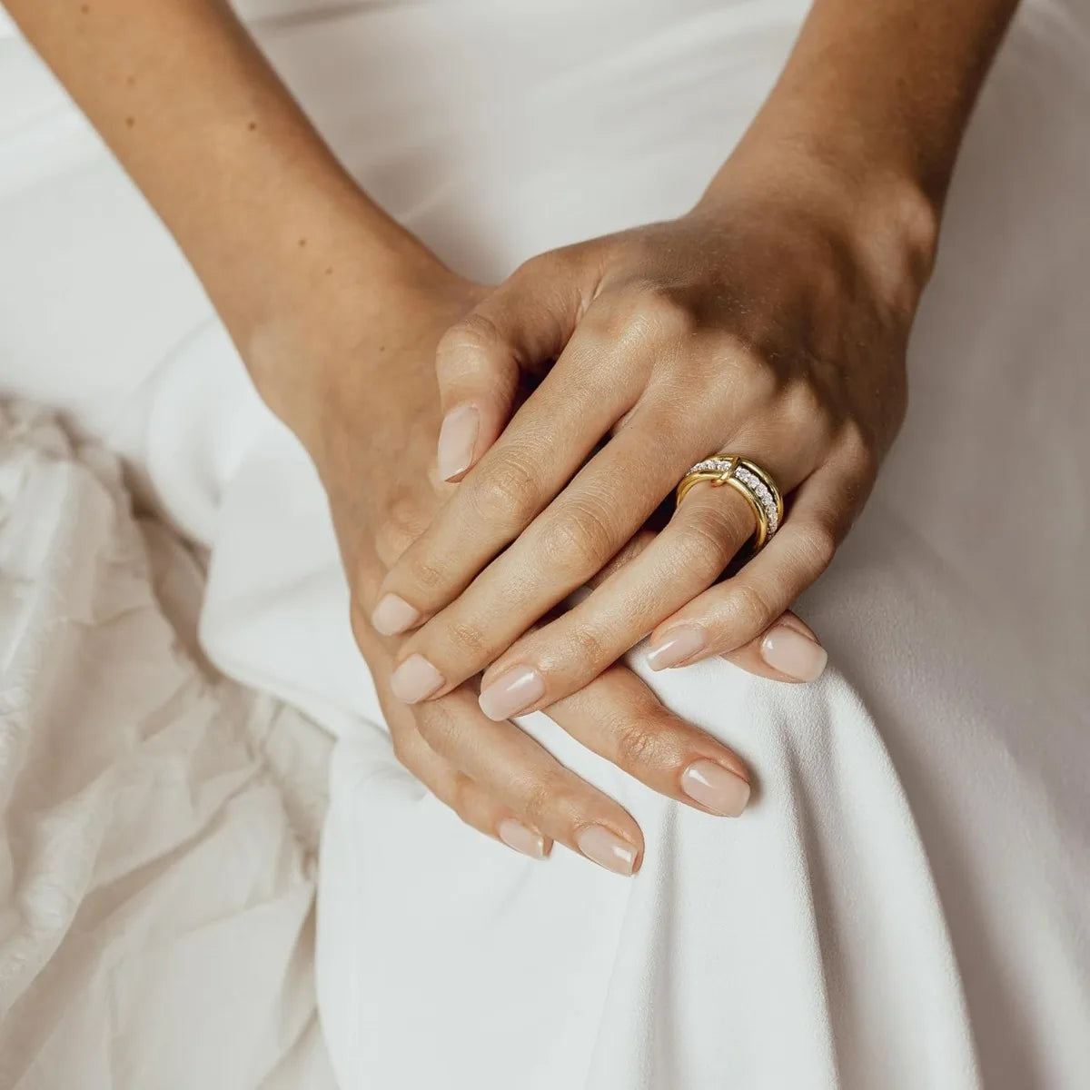 DualTone Trinity Ring — 3-Band Two-Color Copper Stack, 18K Glow, Hypo-Friendly Neo-Gothic Chic