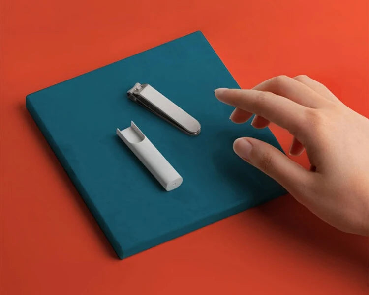 Clip & Zip by XIAOMI – Mijia Anti-Splash Nail Clipper with Built-in Storage Shell & Matte Grip