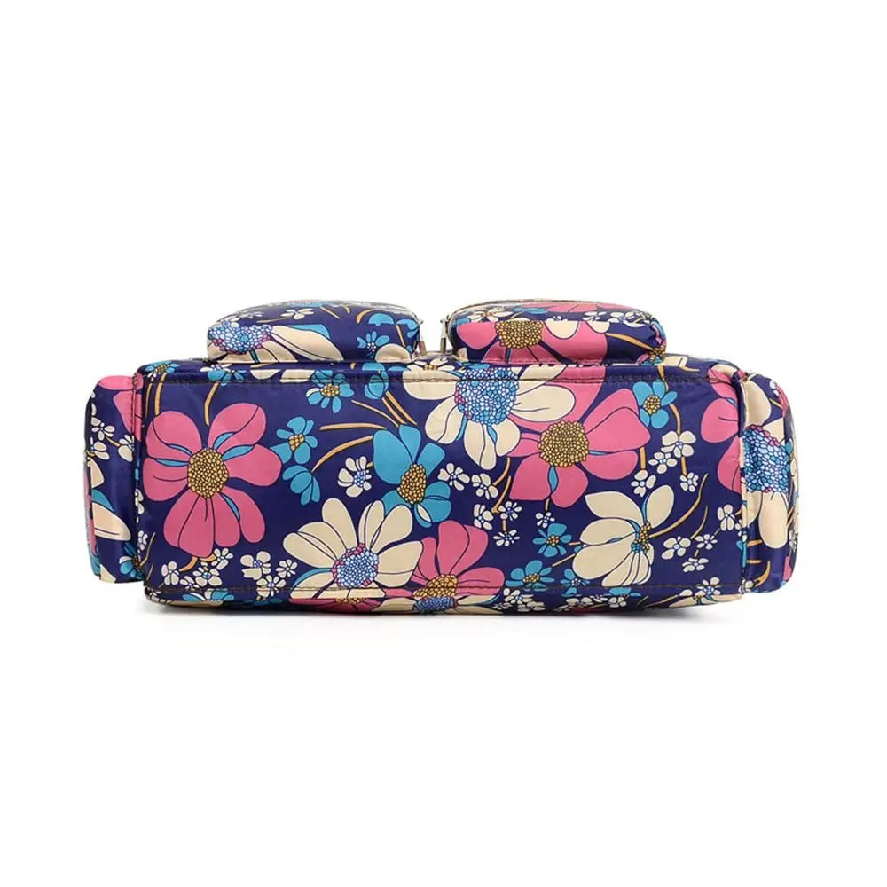 Jetsetter Glow — Trendy Large Capacity Women’s Weekender Travel & Gym Bag