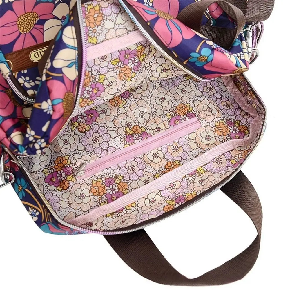 Jetsetter Glow — Trendy Large Capacity Women’s Weekender Travel & Gym Bag