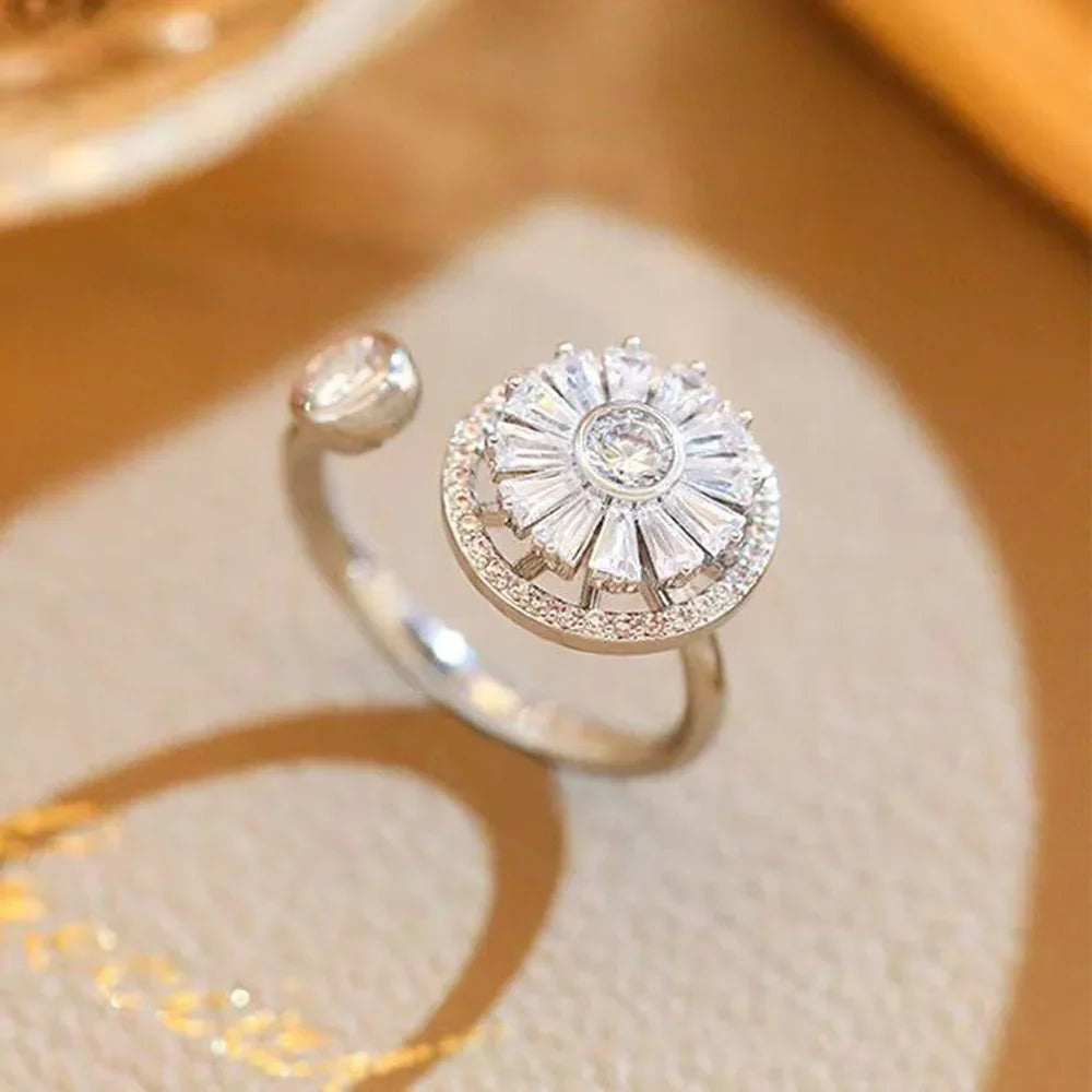 Lumé Curve Adjustable Zircon Ring — Effortless Sparkle for Every Kind of Day