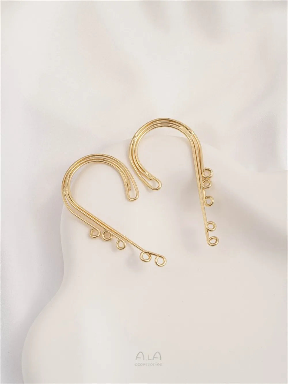 GleamLoop 14K Clip-On Cascade | Multi-Ring No-Pierce Tassel Makers For Instant Glam ✨