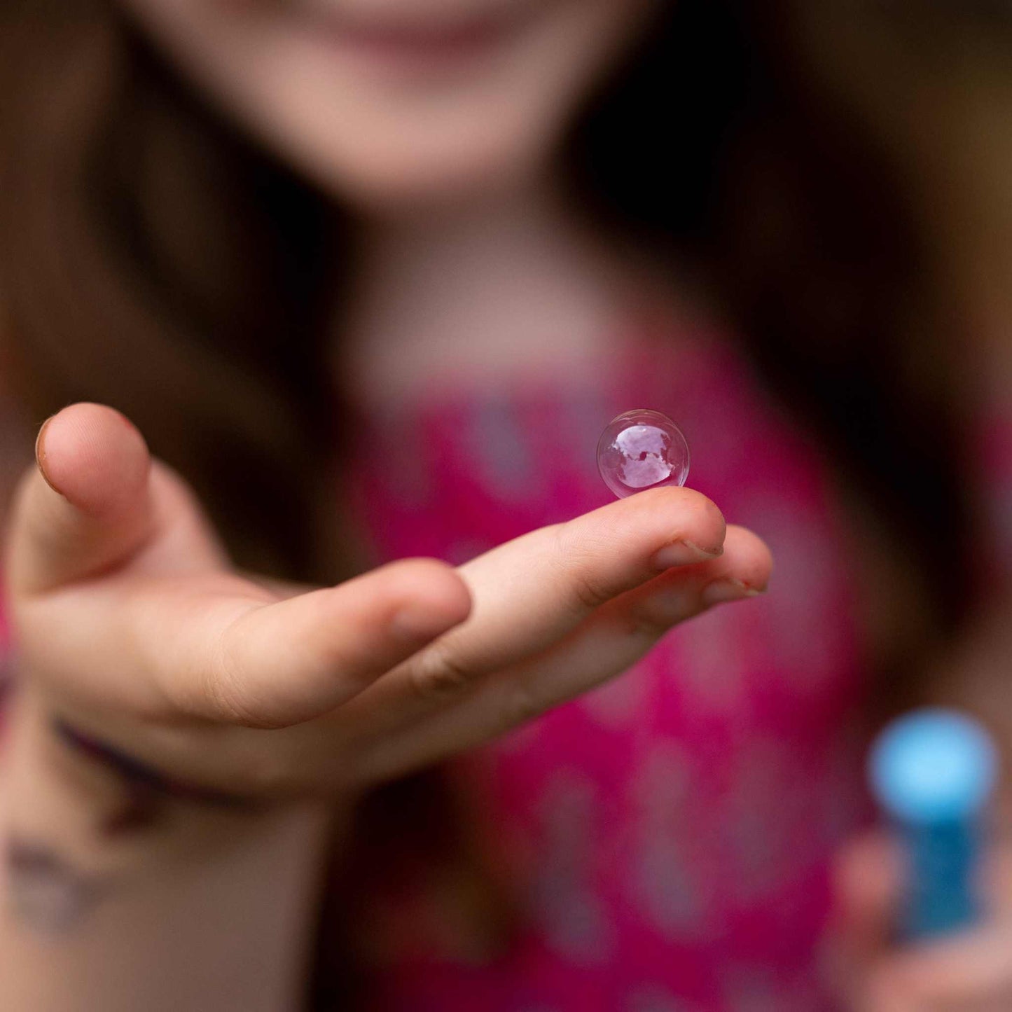 Bubbles of Steel : Touchable and heroic bubbles