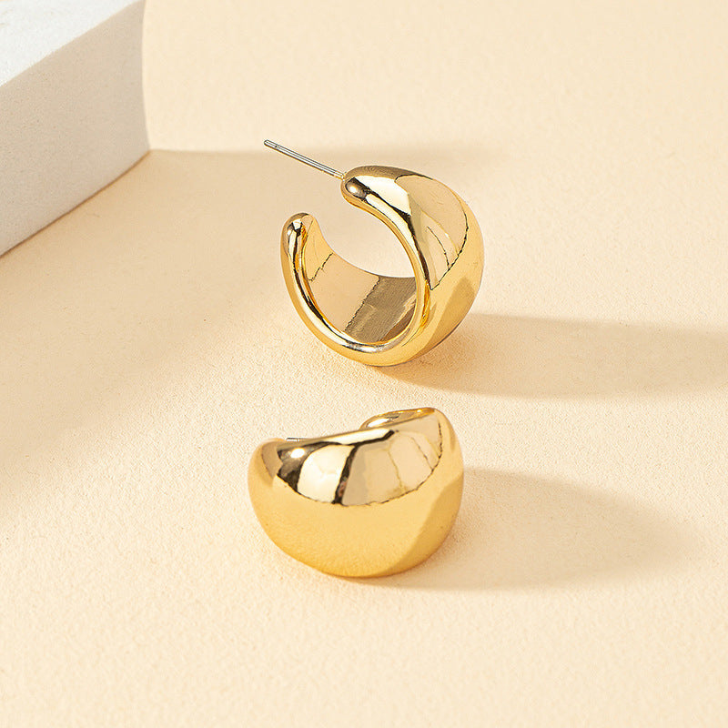Euro-American Simple Wide C-Shaped Earrings